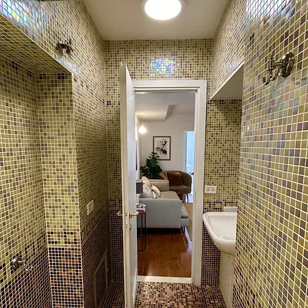 Serpenti 147 - Colosseum Apartman